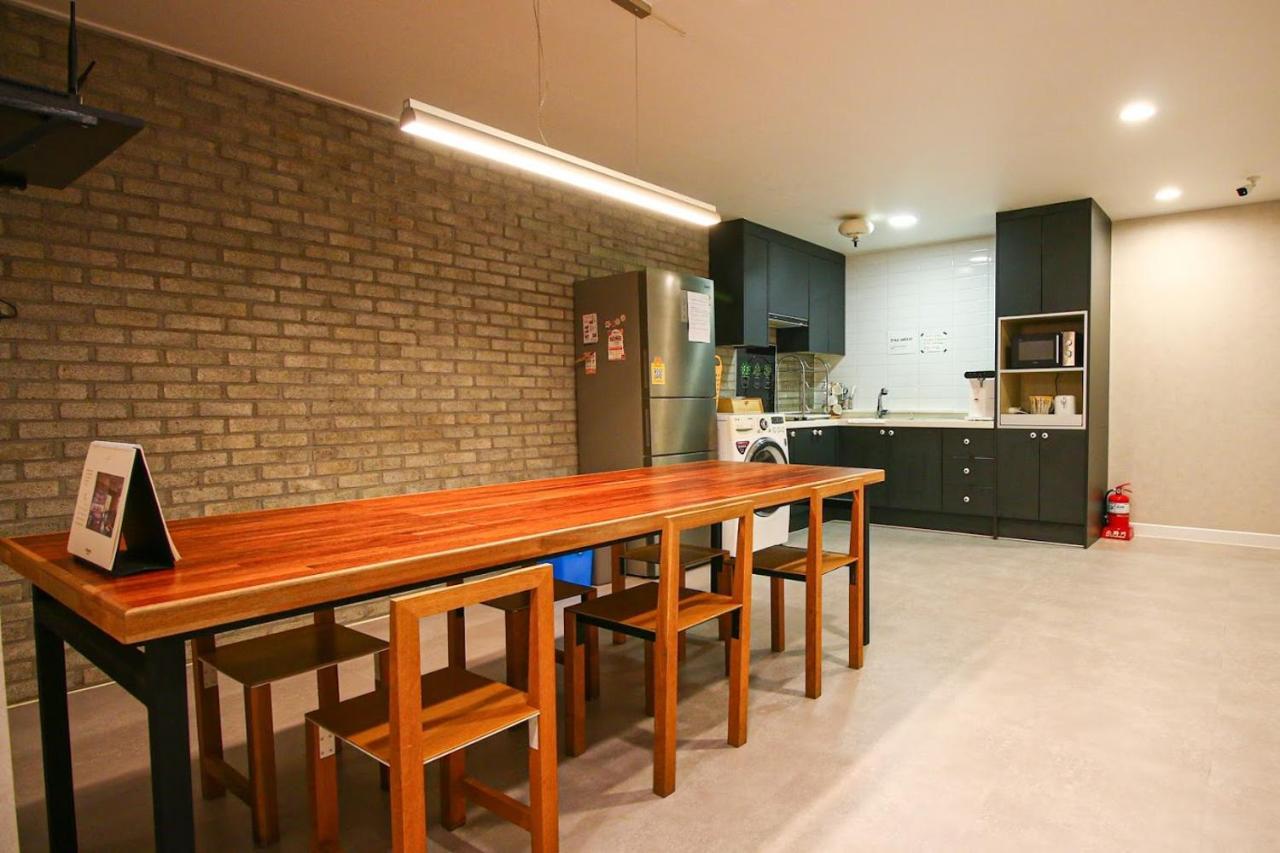 Lighthouse Guesthouse Mokpo Extérieur photo